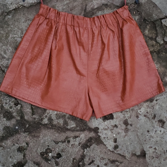 FREE PEOPLE CROC MARE HELENA FAUX LEATHER SHORTS - Picture 7 of 12